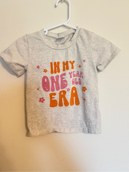 Other - Girls' 'In My One Year Old Era' Graphic Tee - Gray with Pink & Orange